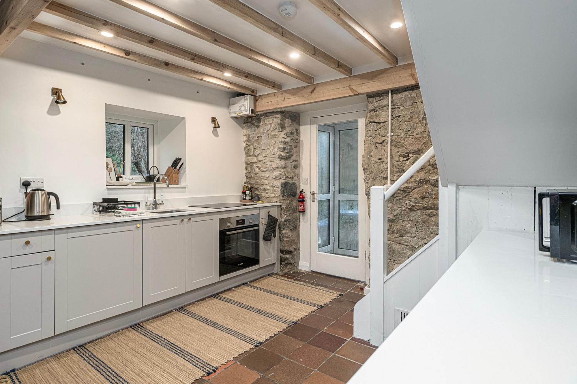 Cheerful 2 Bedroom With Garden Llanelltyd