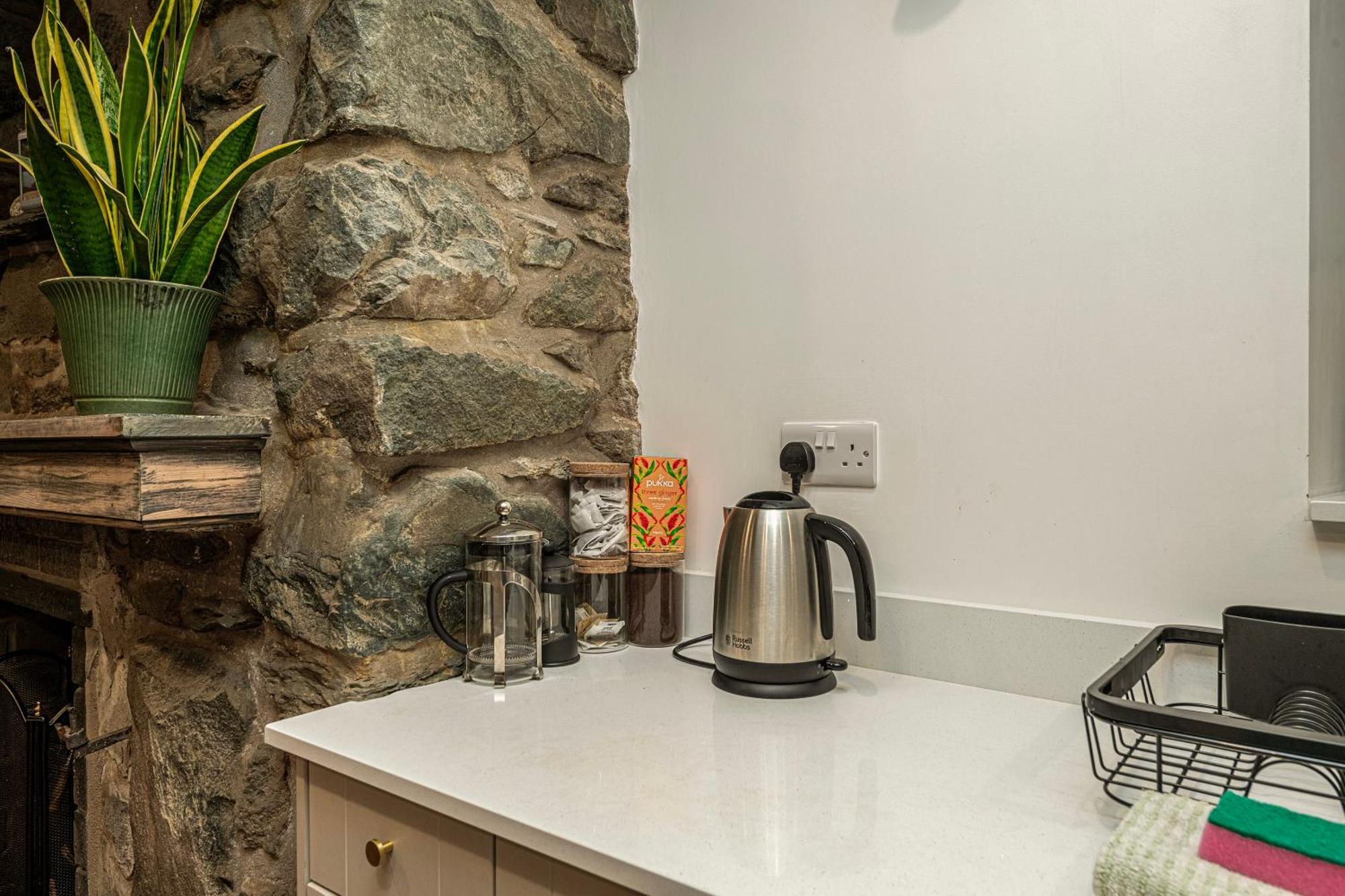 Cheerful 2 Bedroom With Garden Llanelltyd