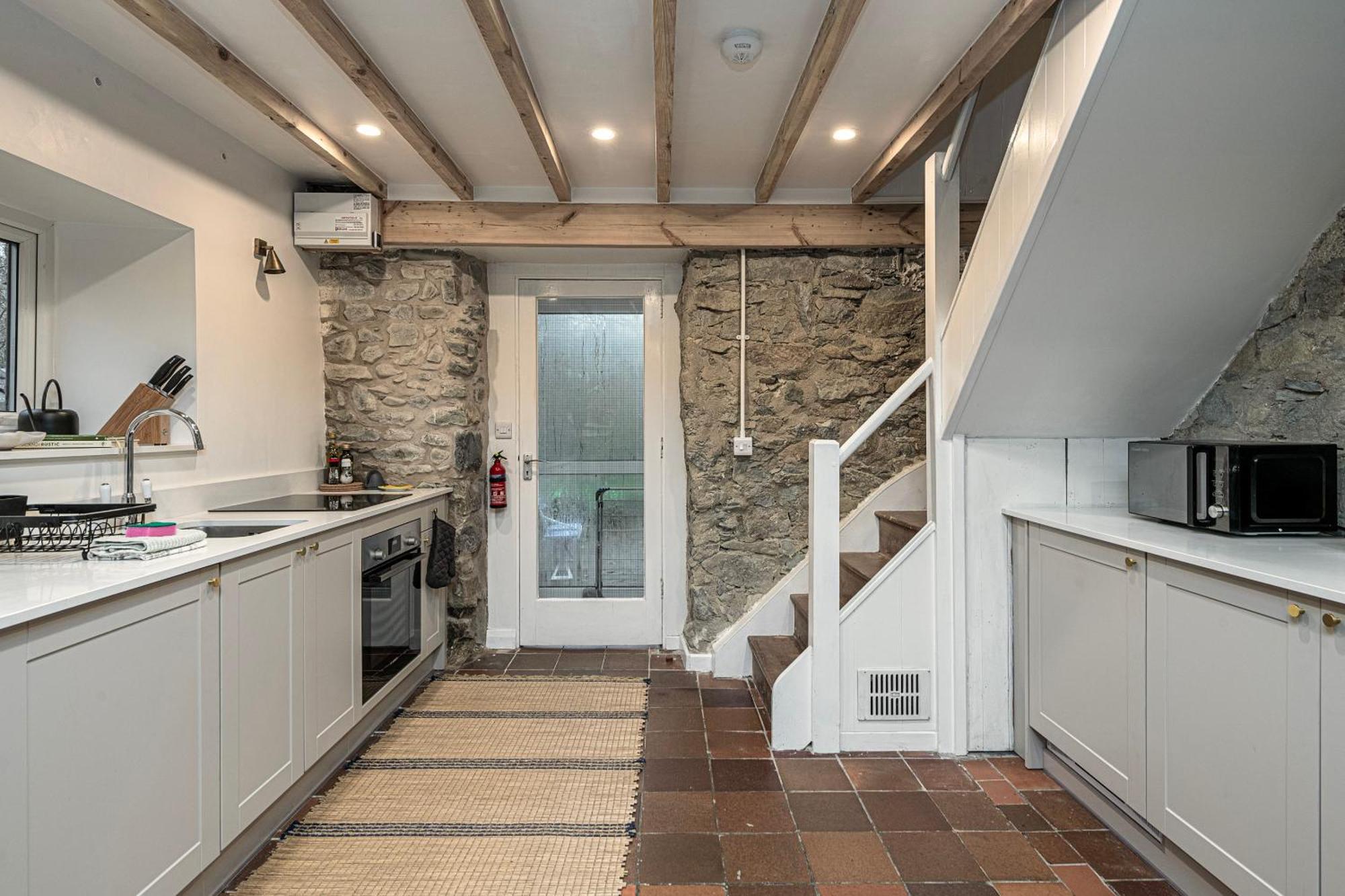 Cheerful 2 Bedroom With Garden Llanelltyd